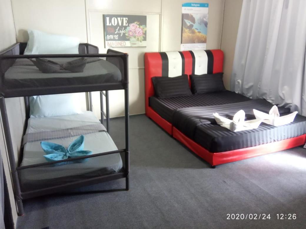 Long Beach Garden Kampung Kuala Besut Екстериор снимка