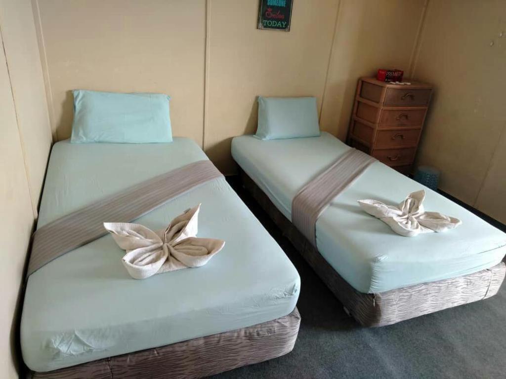 Long Beach Garden Kampung Kuala Besut Екстериор снимка